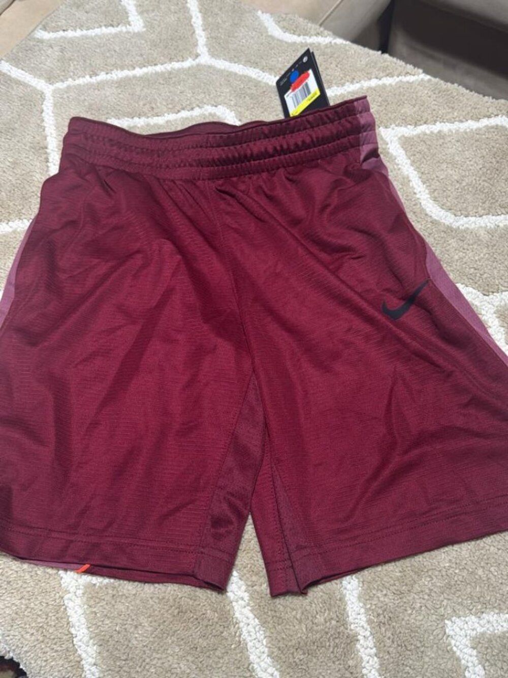 new nike shorts mens size small